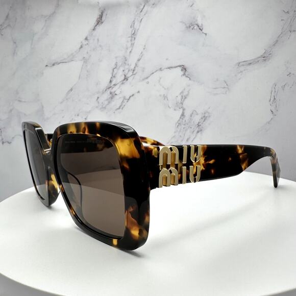 New MIU MIU Sunglasses Brown Square Gold Full Rim 56mm MIU MIU - Picture 5 of 15